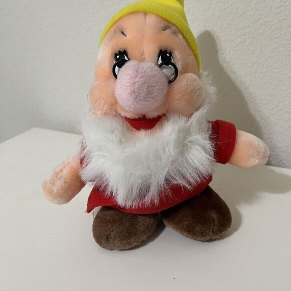 Vintage Disney Doc Plush Snow White and the Seven Dwarfs 8" - Picture 3 of 9